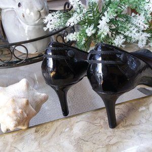 Ann Taylor Shoes - ANN Taylor BLACK Textured Heels PUMPS SZ 8M Ann Taylor Shoes - ANN Taylor BLACK Textured Heels PUMPS SZ 8M